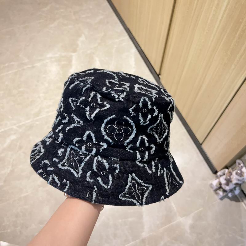 LV Hat 22 (4)